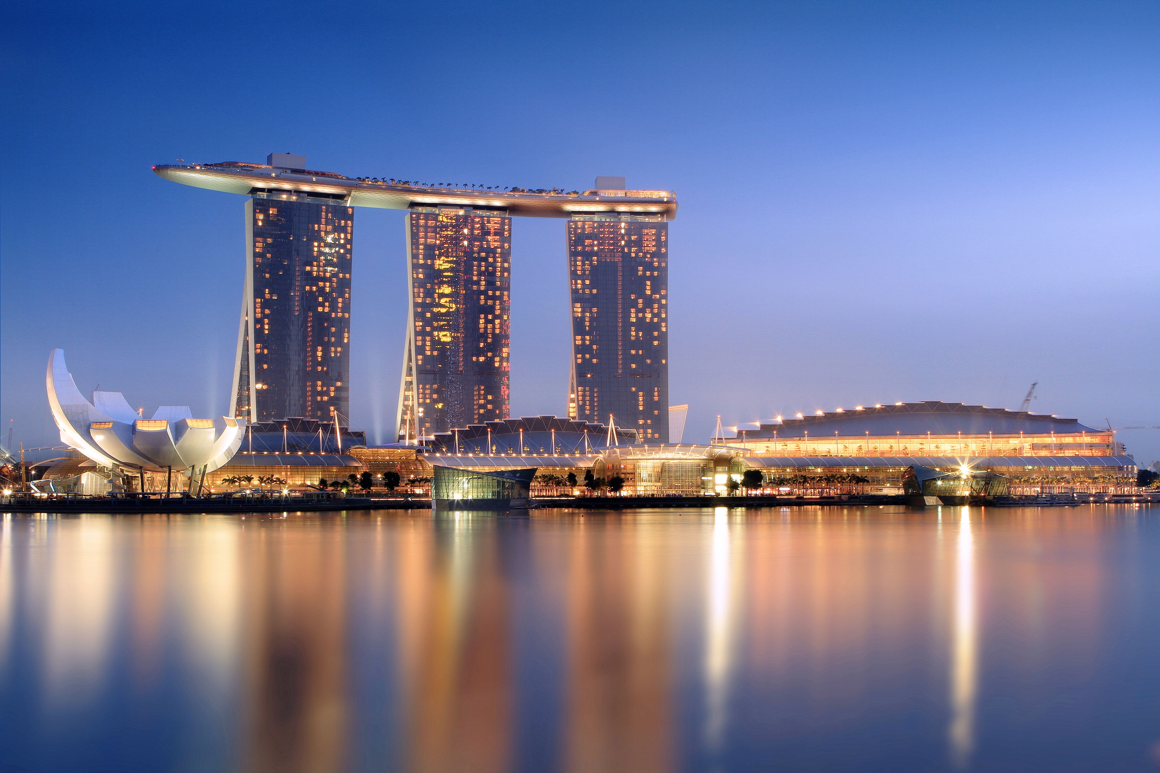 Marina Bay Sands : une symphonie de luxe et d’innovation à Singapour